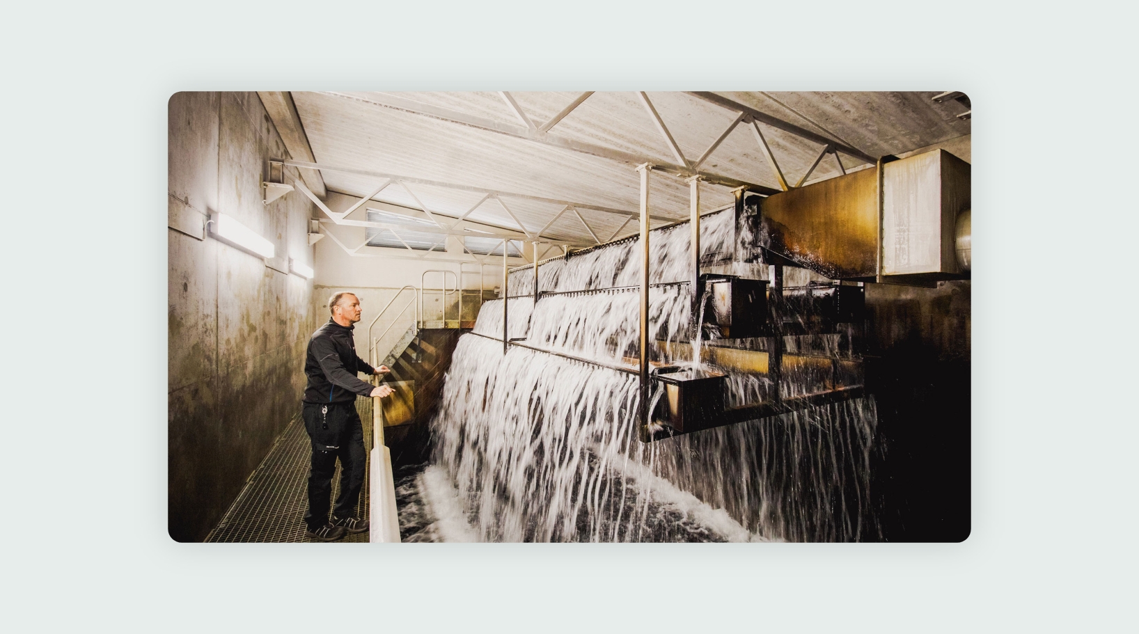 Sydvatten-header-waterflow-color